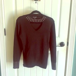 Women’s sweater